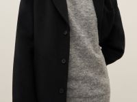 Мужское полупальто прямого силуэта