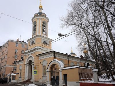 Церковь Иоанна Предтечи на Пресне, колокольня, трапезная