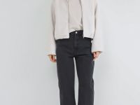 Бомбер, Бежевый