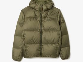 Мужской короткий влагоотталкивающий и ветроустойчивый пуховик Lacoste с капюшоном