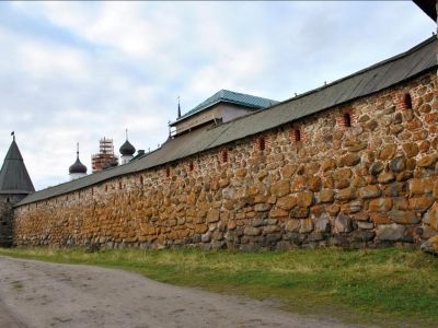 Пристенок с Поваренными и Квасоваренными воротами