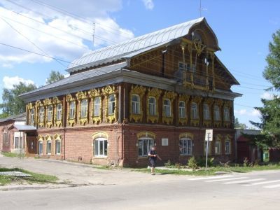 Дом, в котором в 1918-1922 гг. находился уездный  Совет рабочих и  крестьянских  депутатов