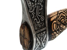 Топор Маммен, кулачный