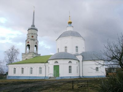 Собор Михаила Архангела с интерьером