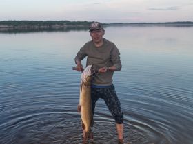 Трофейная рыбалка на реке Вилюй. Маршрут: п. Кысыл Сыр - устье р. Вилюй (до Лены)