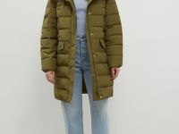 Утепленное пальто силуэта oversize