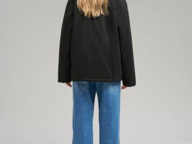 Утепленная куртка с водоотталкивающей пропиткой