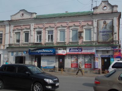 Дом, где жил Герой Советского Союза генерал-майор Краснов А.А.