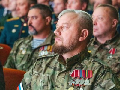 На форуме «Вместе победим» состоялось пленарное заседание с участием ветеранов СВО