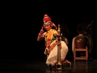 Санскритский театр представил в Якутске спектакль «Божественная Рамаяна. Беседа Ситы и Ханумана»