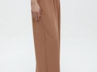 Укороченные брюки широкого кроя