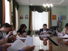 Александр Акимов приветствует сотрудничество с Гренландией