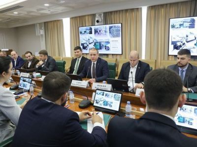 Феликс Романов принял участие в заседании Комитета Палаты молодых законодателей при СФ