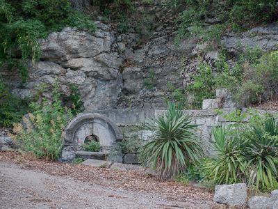 Фонтан «Каскад» к северу от виллы