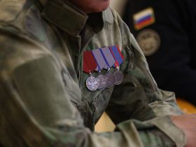 13-го Героя России из Якутии чествовали в Доме правительства