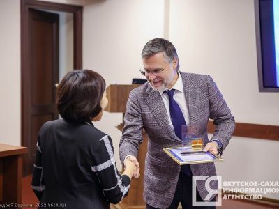 В Якутске наградили победителей конкурса «Лучшие практики наставничества – 2022»