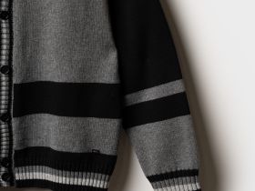 Кардиган трикотажный для мальчиков