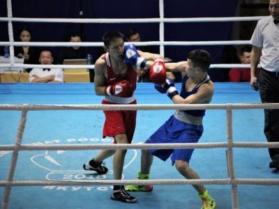 Три боксёра из Якутии одержали уверенные победы во второй день чемпионата Дальнего Востока