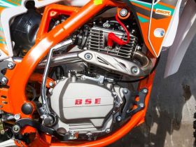 Мотоцикл кроссовый эндуро BSE Z6 2.0