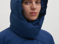 Стеганое утепленное пальто с капюшоном