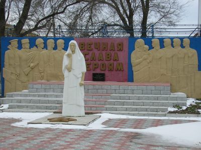 Памятный знак в честь воинов-односельчан, погибших в годы Великой Отечественной войны