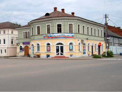 Дом жилой с торговыми  лавками (дом купцов Харинского и Щекина)