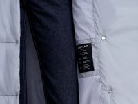 Стеганое утепленное пальто с поясом