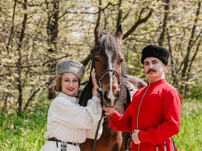 Кубанские казаки на ярмарке (Филармония им. Григория Пономаренко)