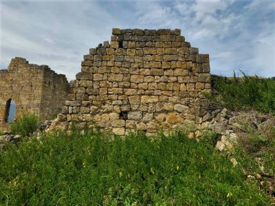 Башня жилая № 2 архитектурного комплекса "Мусийкъонгийкоте"