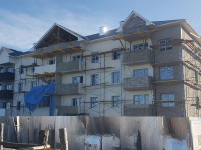 Трехэтажный жилой дом строят в якутском селе Тумул по программе переселения из аварийного жилья