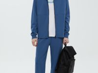 Спортивные брюки зауженного кроя на резинке