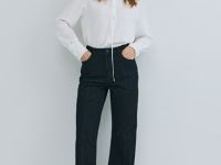 Блузка с декоративным цветком, Белый