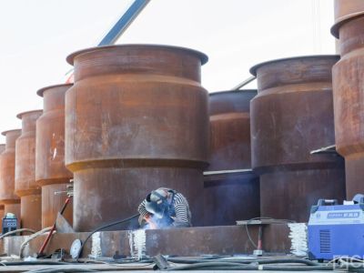 Весной 2026 года спустят на воду коффердам центрального пилона Ленского моста