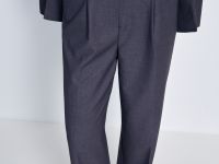 Брюки со стрелками широкого силуэта