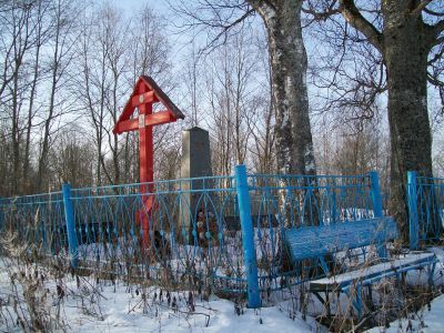 Воинское кладбище, где похоронены воины Советской  Армии, погибшие в период Великой Отечественной войны