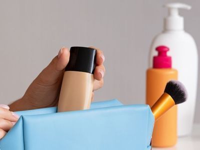 Больше половины россиянок доверяют отечественной косметике