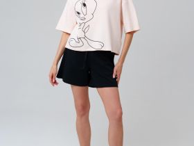 Комплект трикотажный для женщин: фуфайка (футболка), шорты