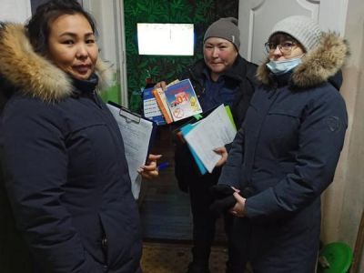 С 28 декабря в Мирнинском районе провели 13 рейдов и проверили 112 семей