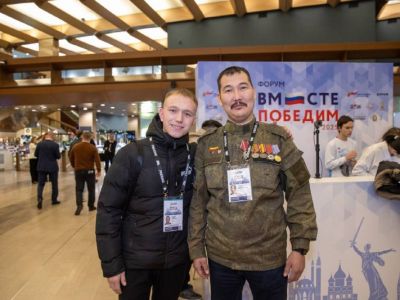 Курсант кадровой программы «Якутия – Земля героев» Назар Петров делится опытом на форуме «Вместе победим» в Москве