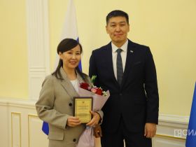 Государственные награды вручили педагогам Якутии