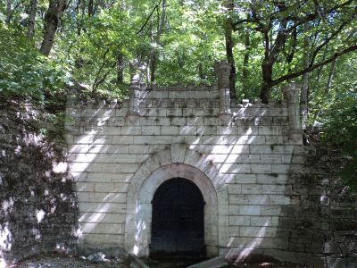 Первый минеральный источник, открытый Гаазом Ф.П. в 1810 г.