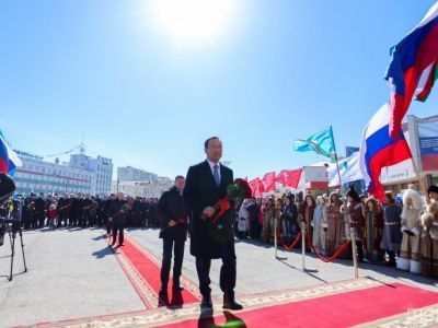 Айсен Николаев возглавил медиарейтинг дальневосточных губернаторов в апреле