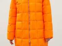 Стеганое утепленное пальто с капюшоном