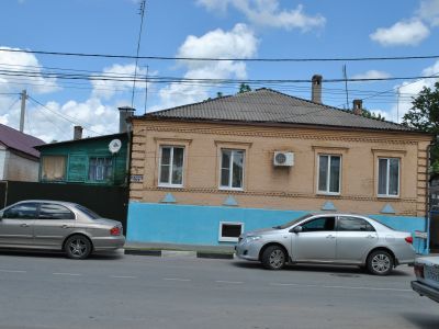 Здание б. хлебопекарни Шишова