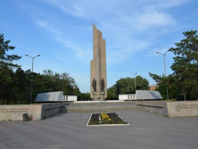 Мемориал «Слава Героям»