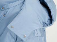 Пуховое пальто с переливающимся эффектом