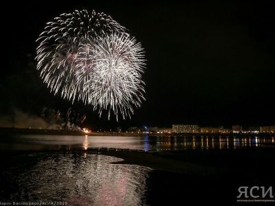 Фестиваль еды, концерты и фейерверк состоятся в День города на площади Победы Якутска