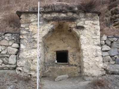 Склеп полуподземный с нишей 2