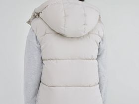 Утеплённый жилет с капюшоном, Бежевый