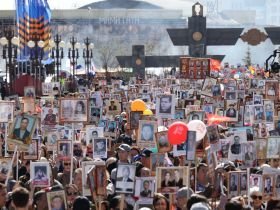 Фото. В Якутске акция «Бессмертный полк» собрала более 50 тысяч человек